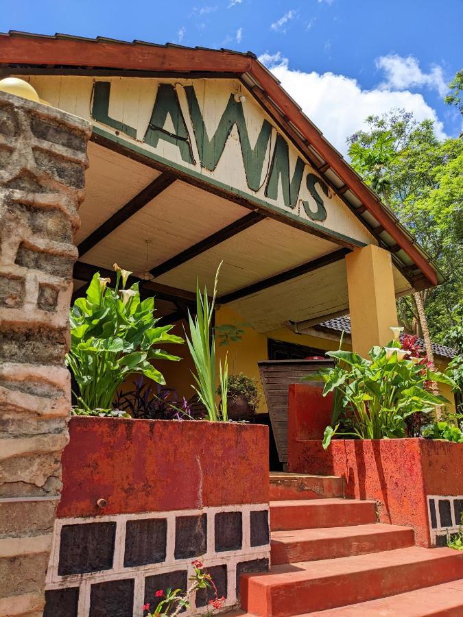 Lawns Hotel Lushoto Eksteriør bilde